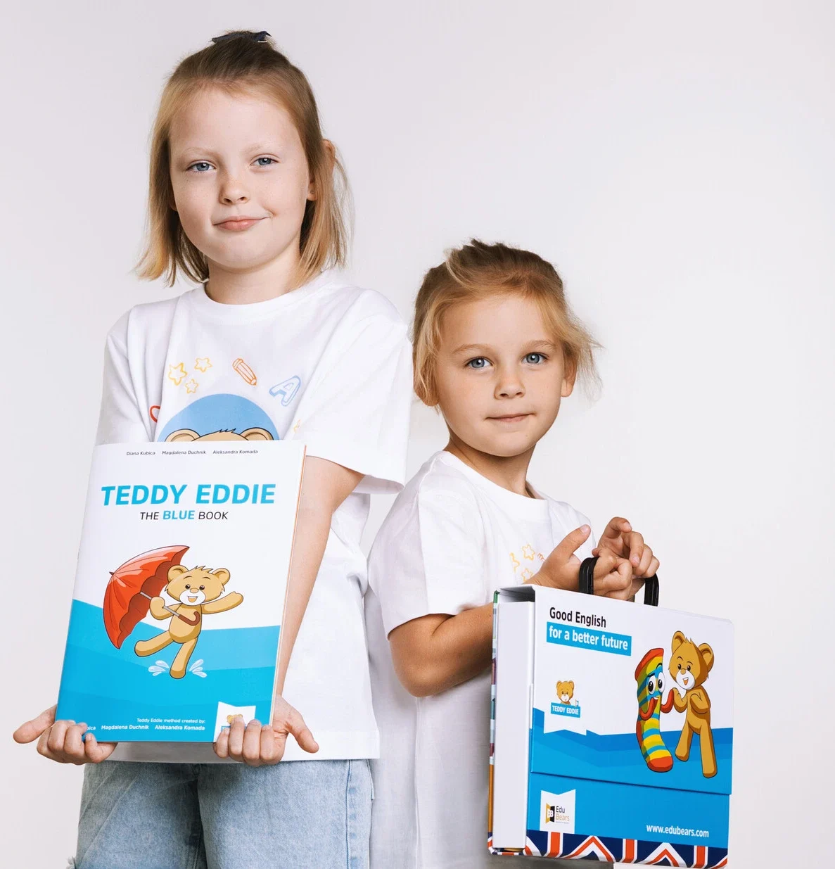 nastolatki uczące się języka angielskiego